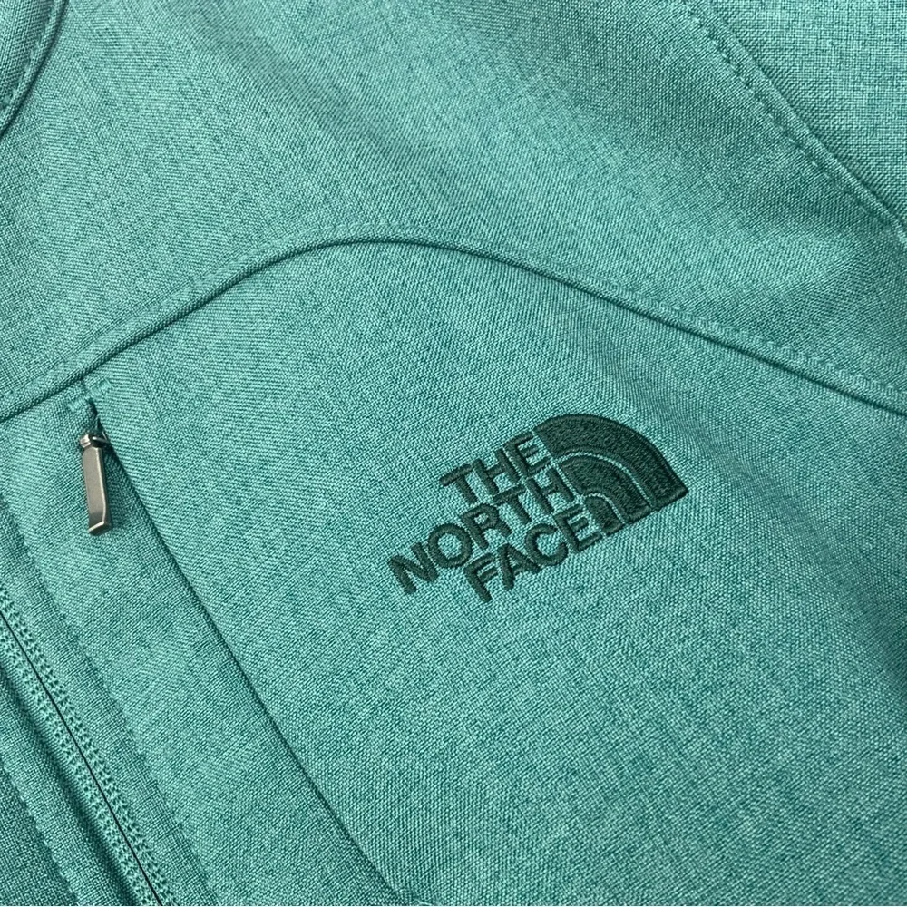 The North Face WindWall Apex Bionic Jacket. Green. Size Small. - Picture 4 of 10